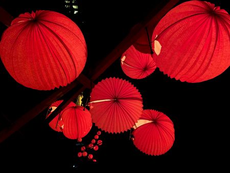Rote Lampions bei der Nacht der 1000 Kerzen 