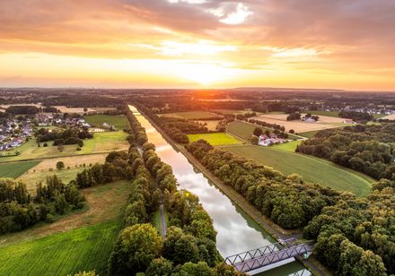 Mittellandkanal bei Espelkamp im Sonnenuntergang