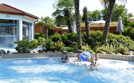 Freizeitbad im H2O Herford, Foto: Stadtwerke Herford GmbH, T. Ulonska
