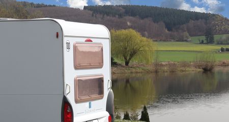 Wohnwagen am See