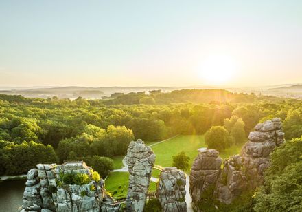 Externsteine bei Sonnenuntergang