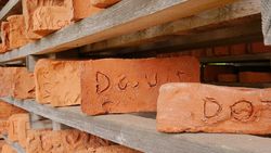 Ziegelherstellung im LWL-Museum Ziegelei Lage nahe Holzhausen-Sylbach