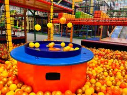Bällebad im Indoor-Spiel-Park Gigiland in Langenberg