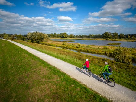 Radfahren am Steinhorster Becken
