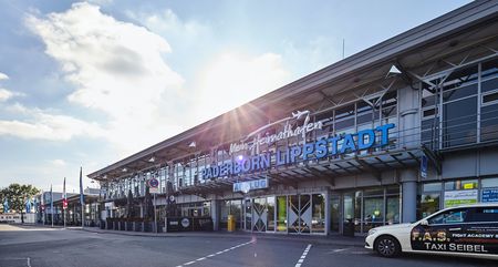 Airport PAD | Flughafen Paderborn-Lippstadt